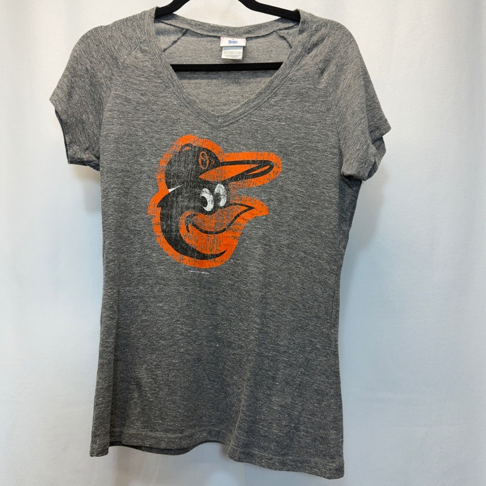 Baltimore Orioles Campus Lifestyle T-Shirt Womens‎ Large Gray MLB V-Neck Graphic